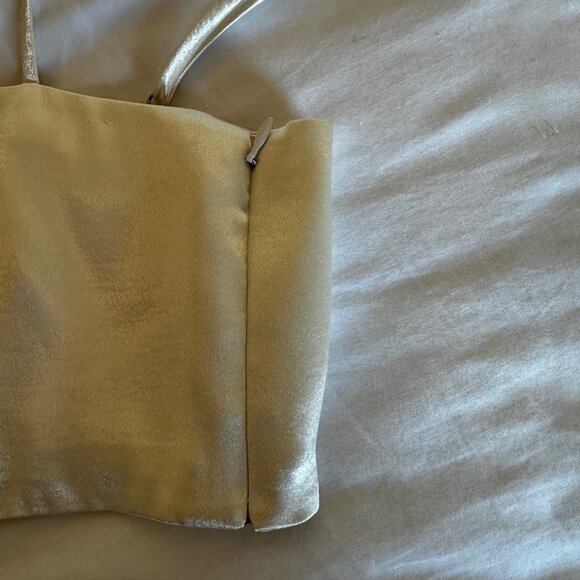 Cinq A Sept Textured Satin Crop Top In Gardenia White - Picture 9 of 10